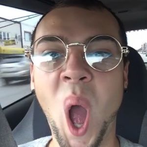 Meet your Posher, Eric